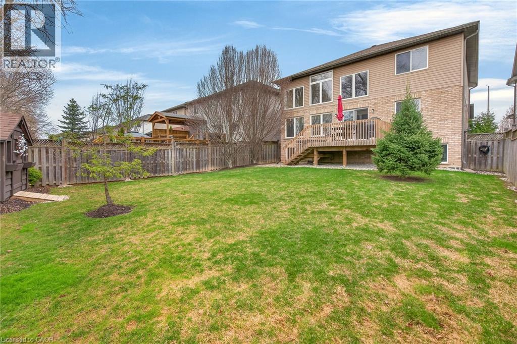 25 SOUTHWOOD Crescent - 40