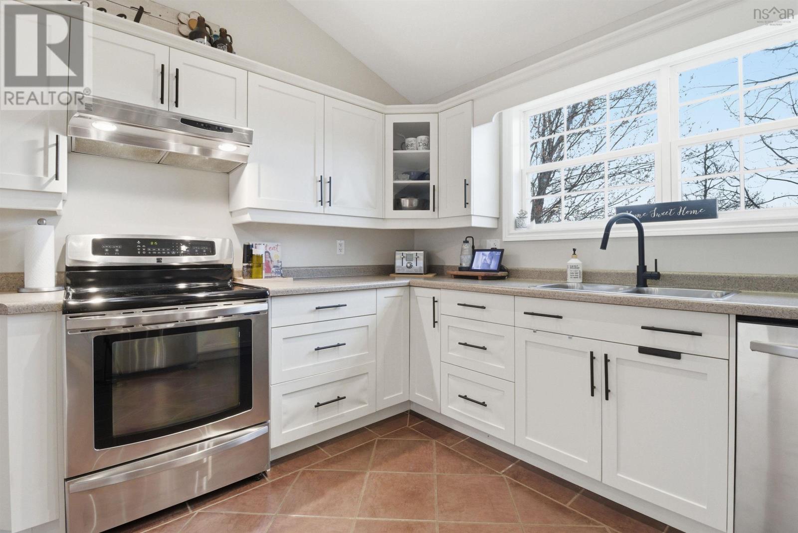 Property 11 of 47 of 97 Justin Drive