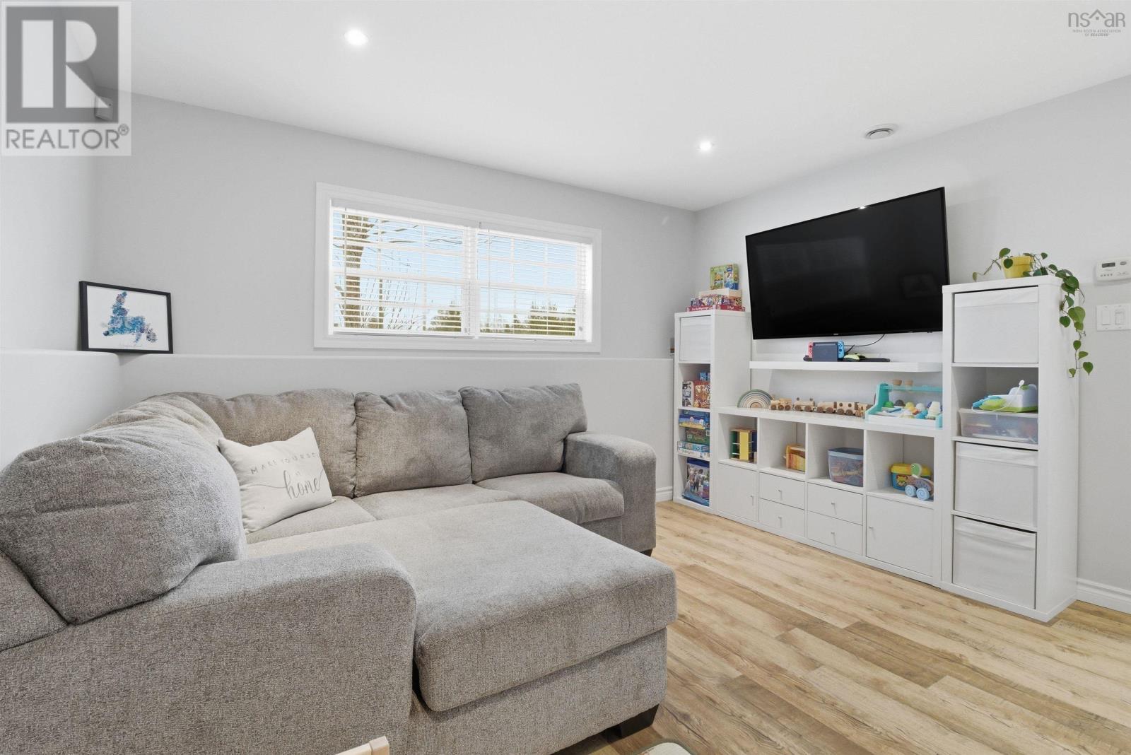 Property 28 of 47 of 97 Justin Drive