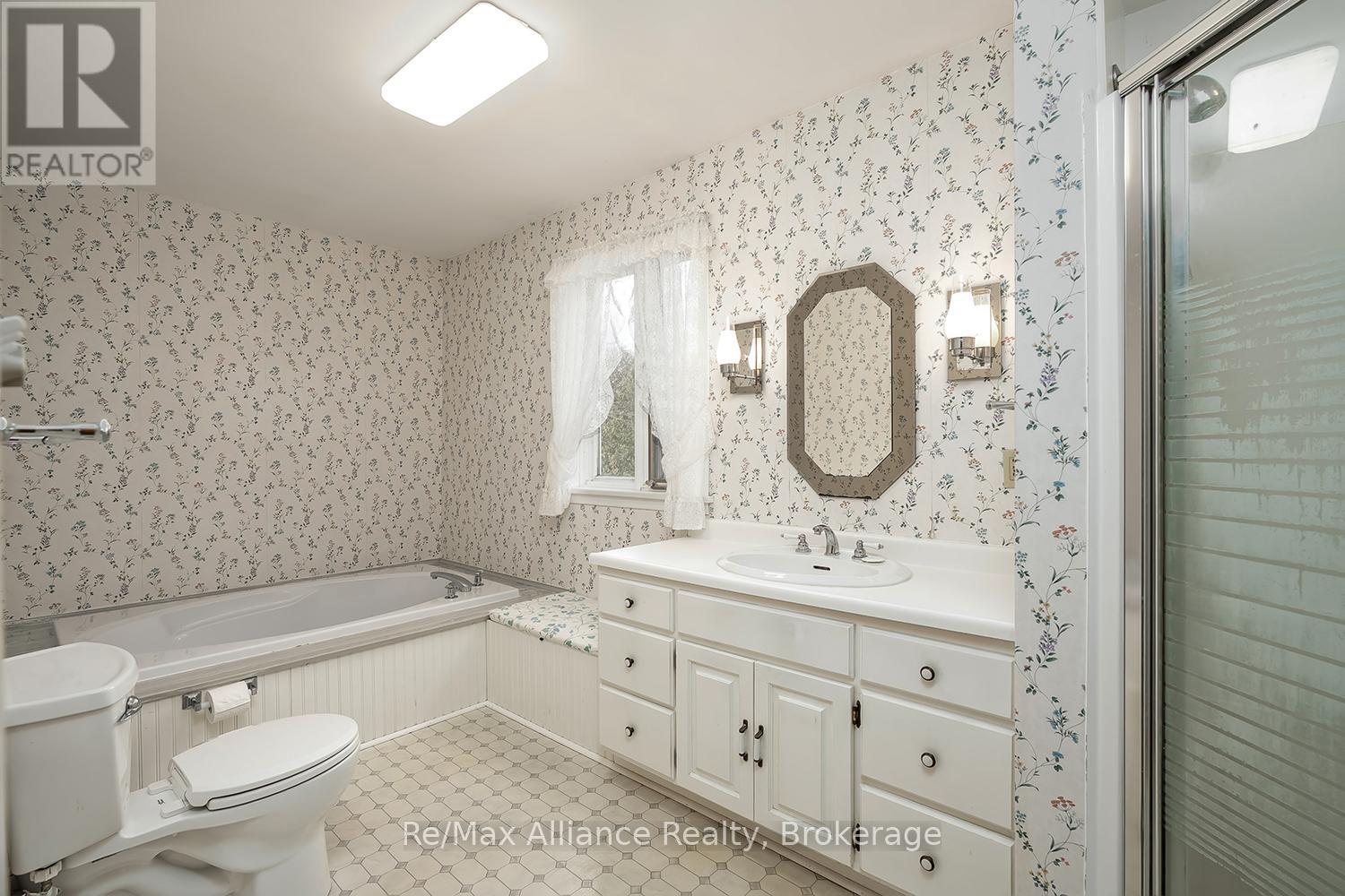 283 SPRUCE STREET - 21
