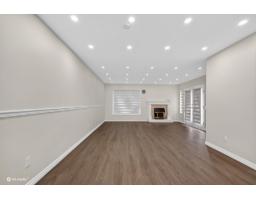 129 13725 72a Avenue, Surrey, BC V3W0S4 Photo 10