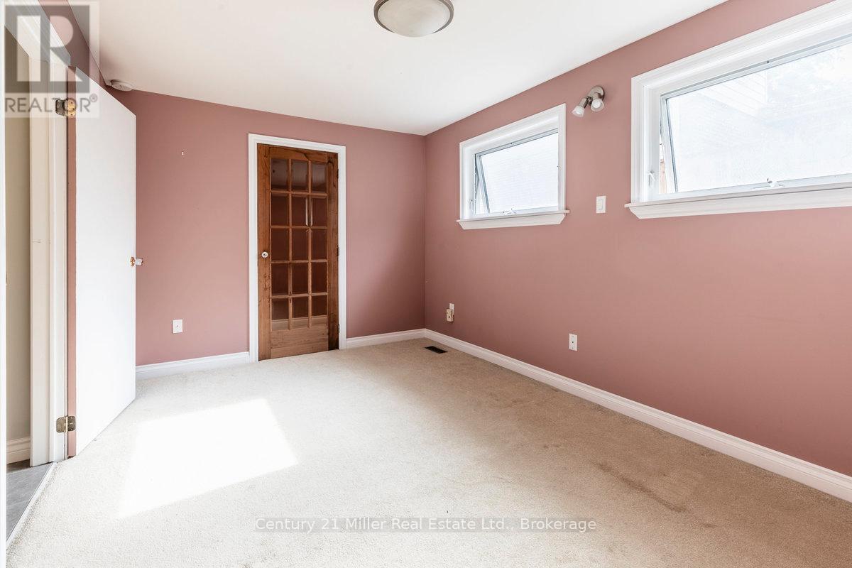 15836 AIRPORT ROAD - 17