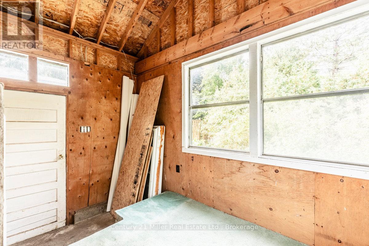 15836 AIRPORT ROAD - 27
