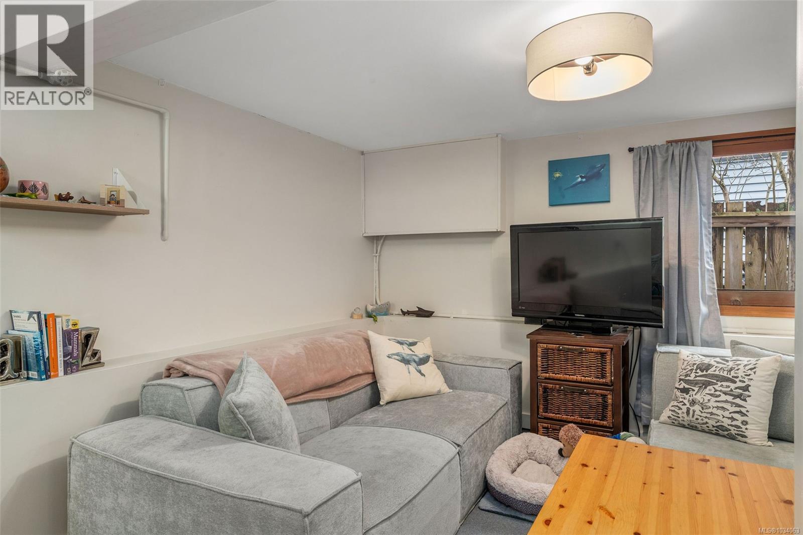  3107 Balfour Avenue, Victoria