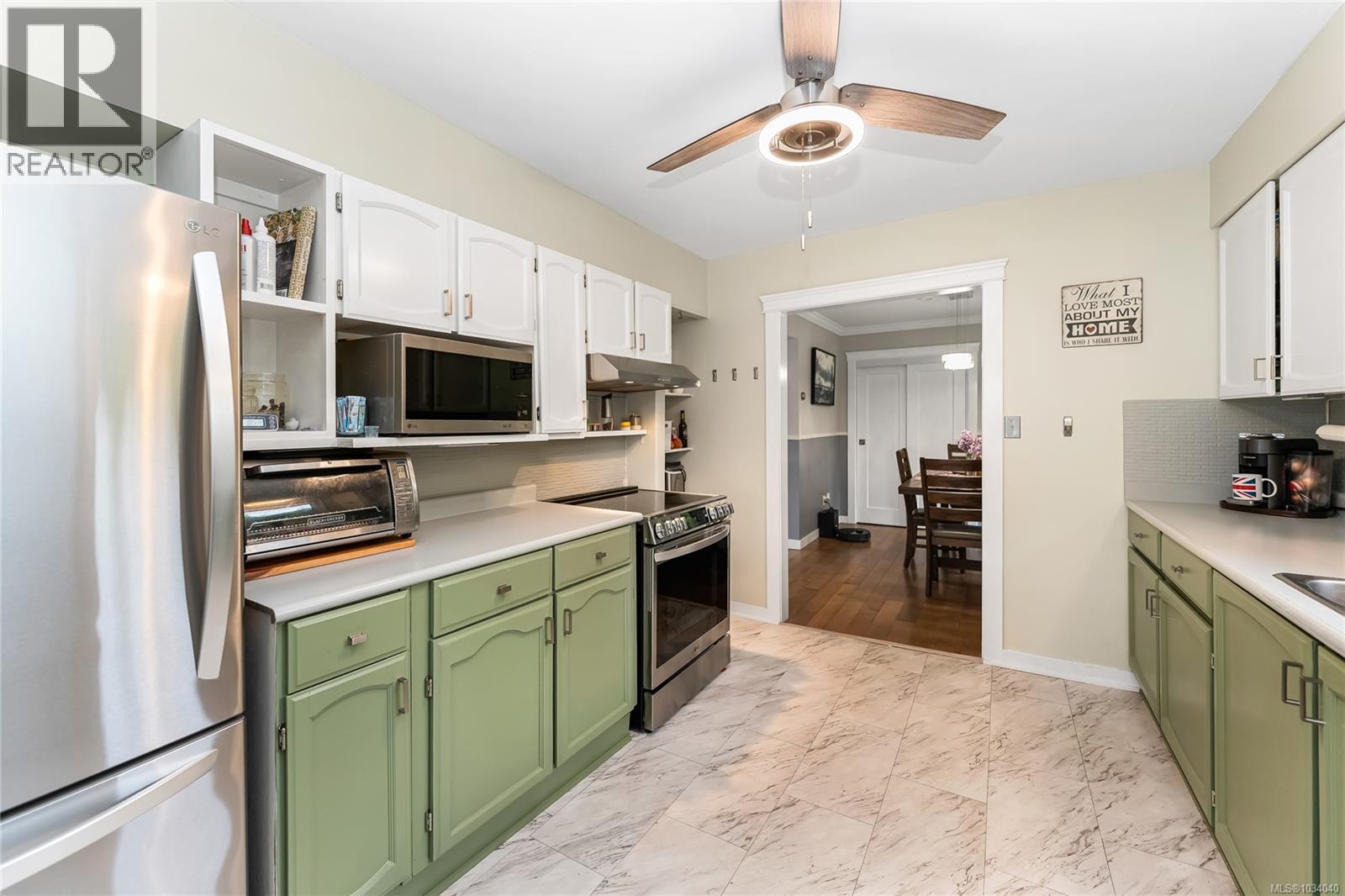 955 Sluggett Rd - 12