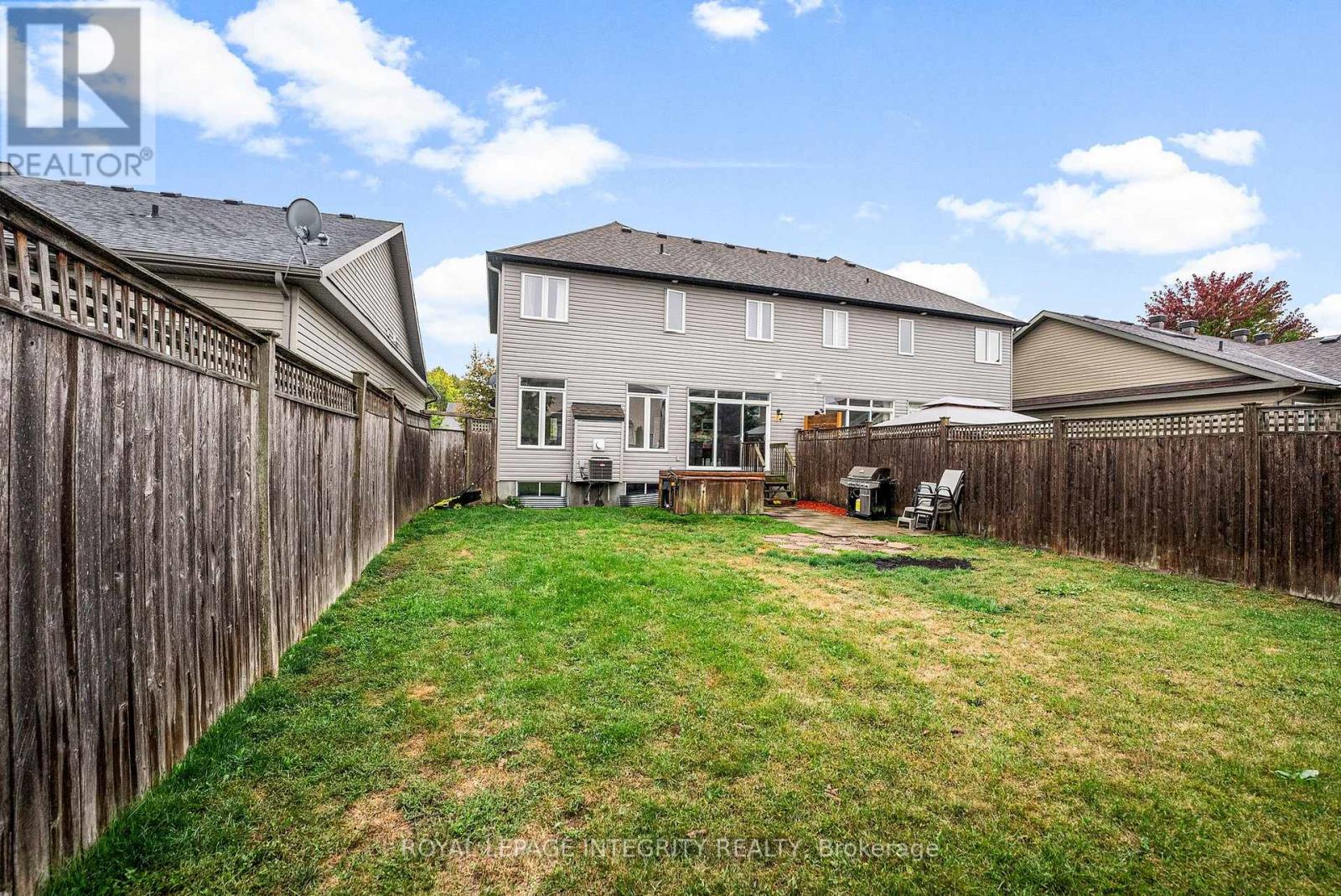53 WILLOWSHORE WAY - 23