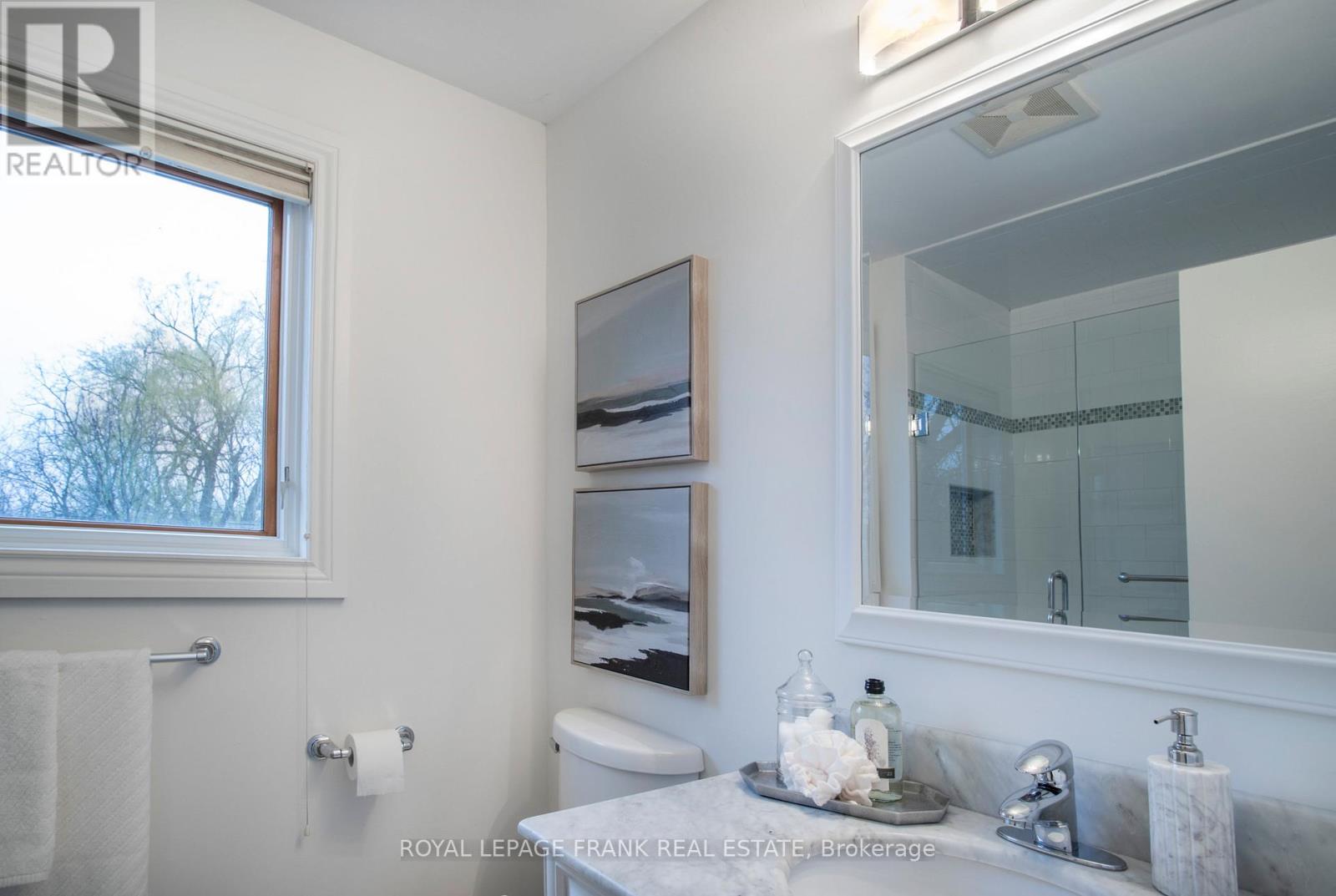 224 WELLINGTON STREET - 29