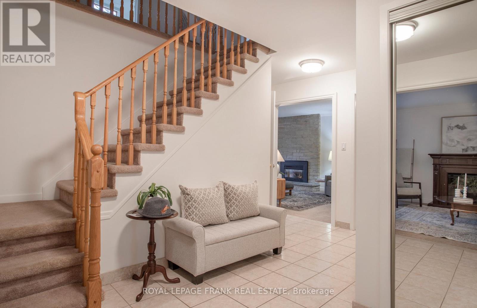 224 WELLINGTON STREET - Image 3