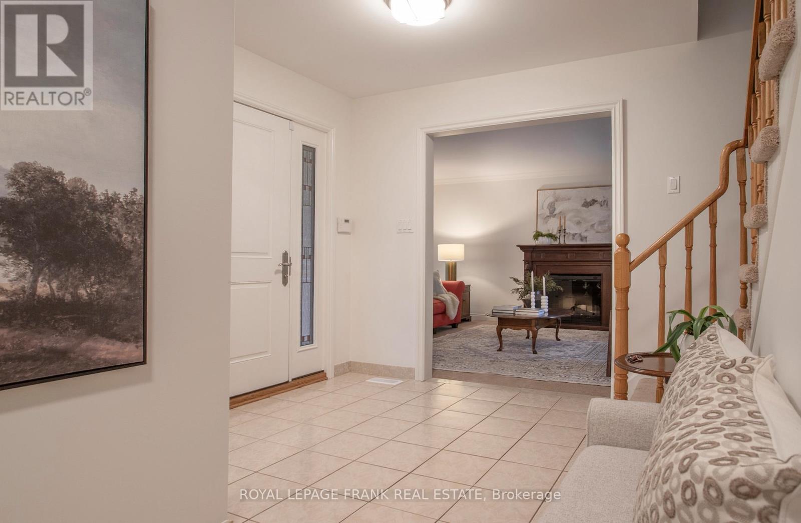 224 WELLINGTON STREET - 4