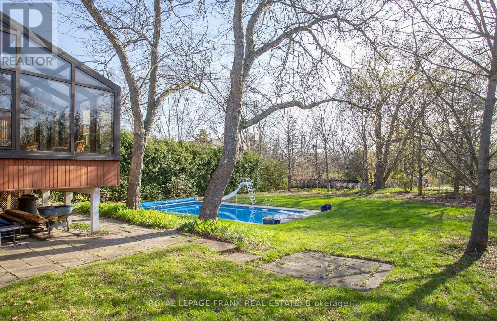 224 WELLINGTON STREET - 41