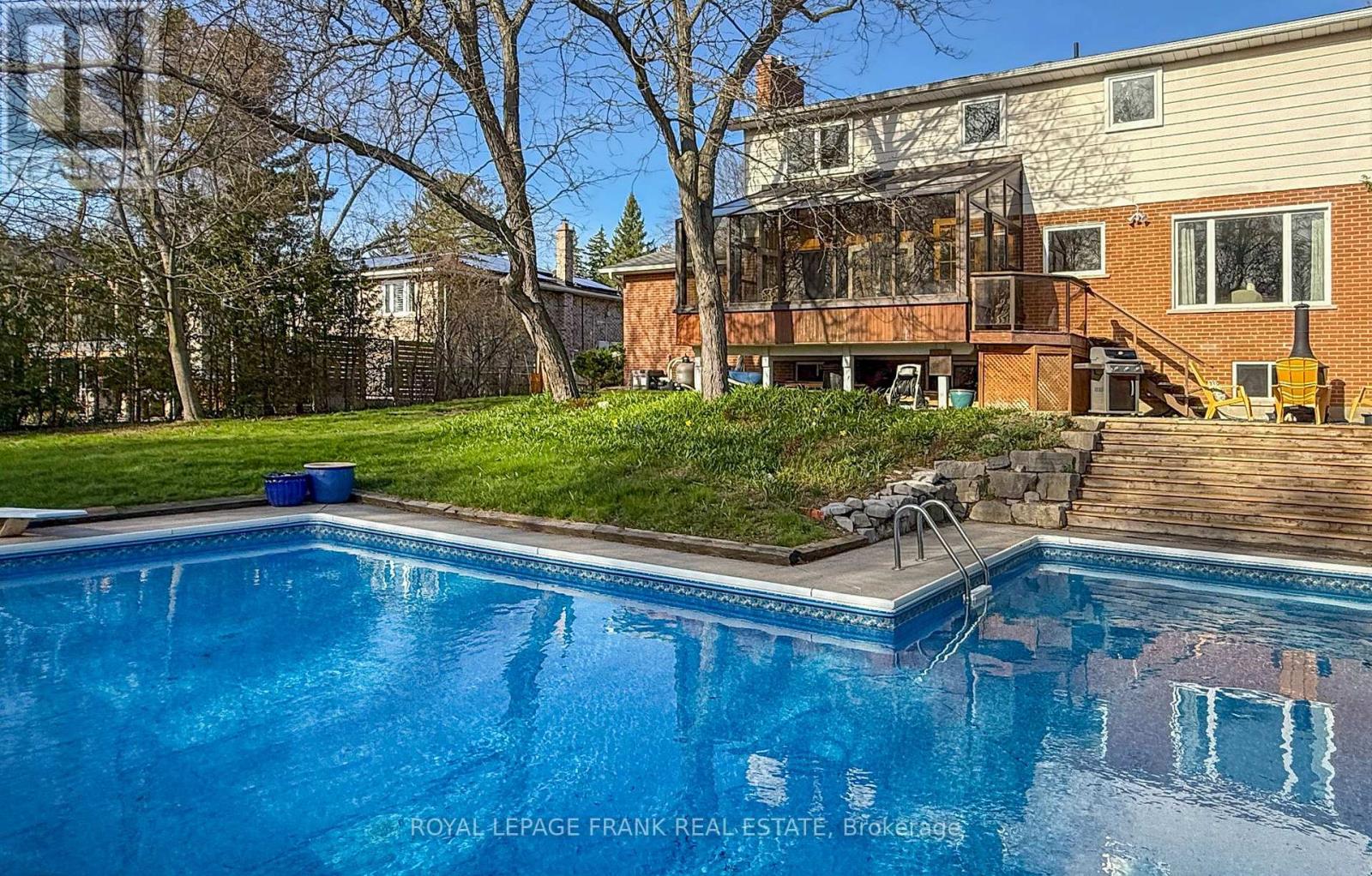 224 WELLINGTON STREET - 43