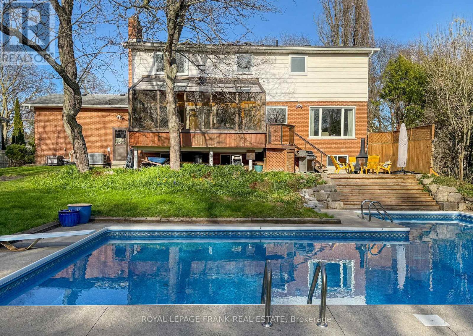 224 WELLINGTON STREET - 44