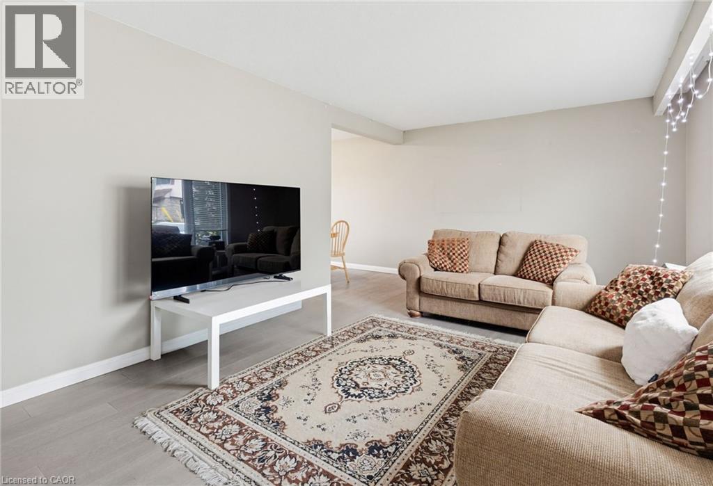 55 YARMOUTH Court - 17