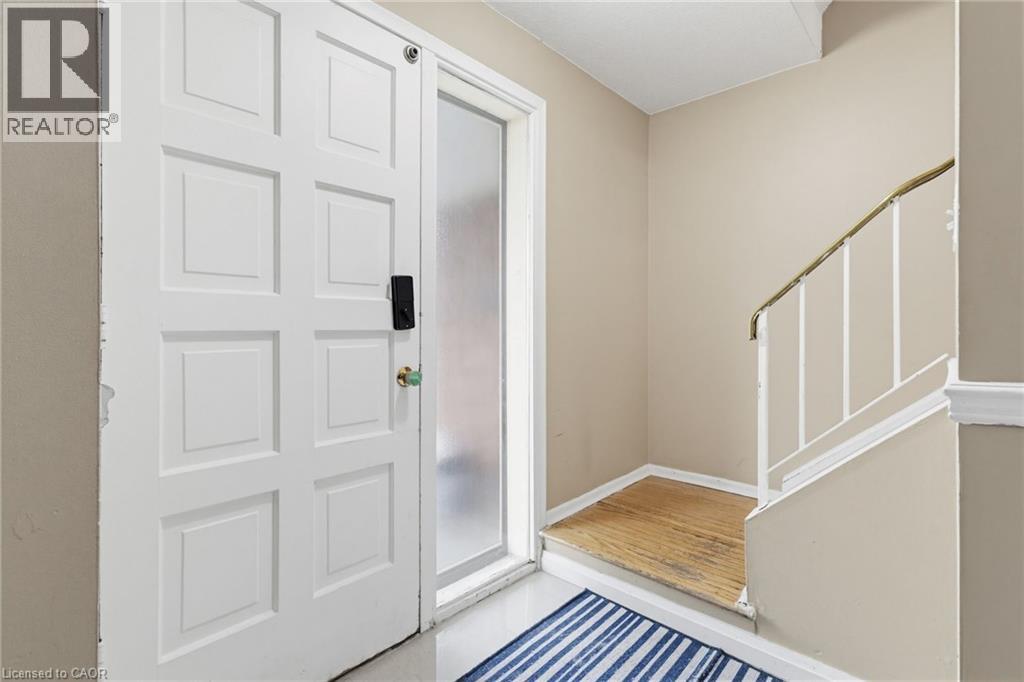 55 YARMOUTH Court - 6
