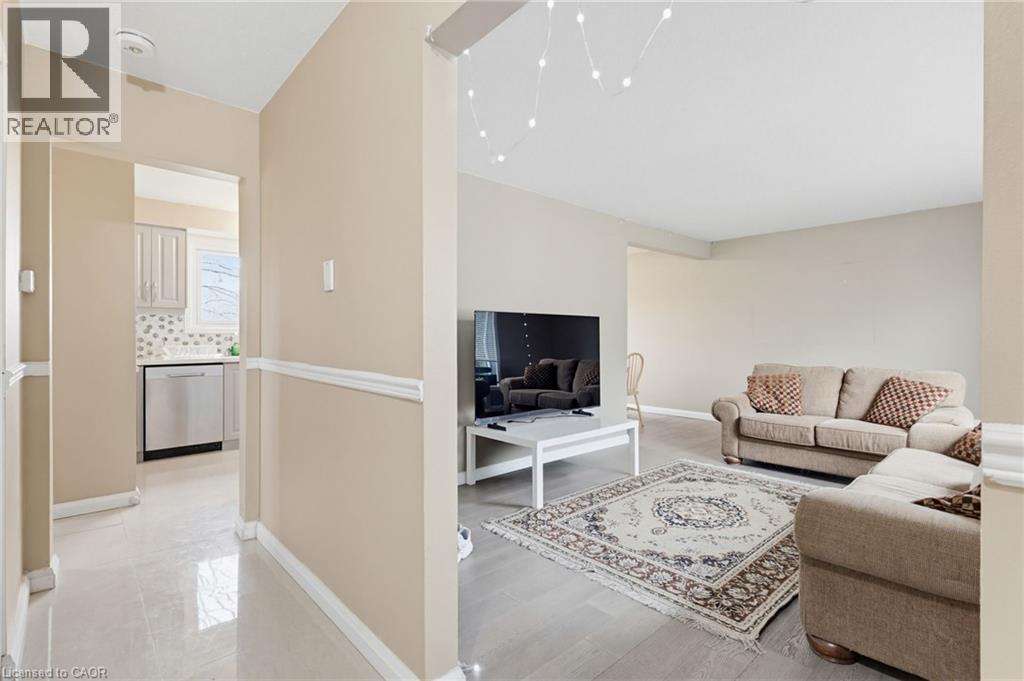 55 YARMOUTH Court - 7