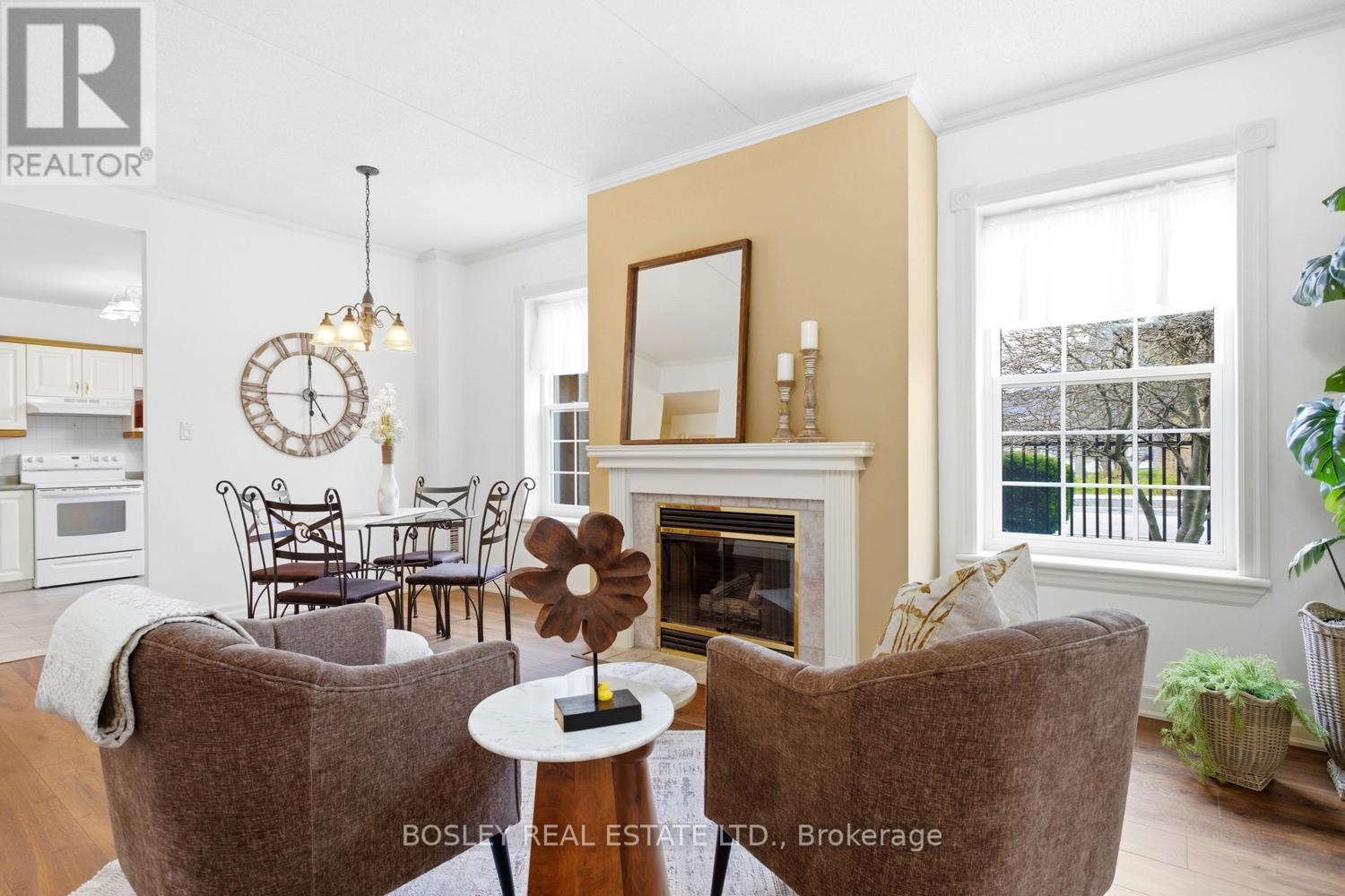 #101 352 BALL STREET - 17