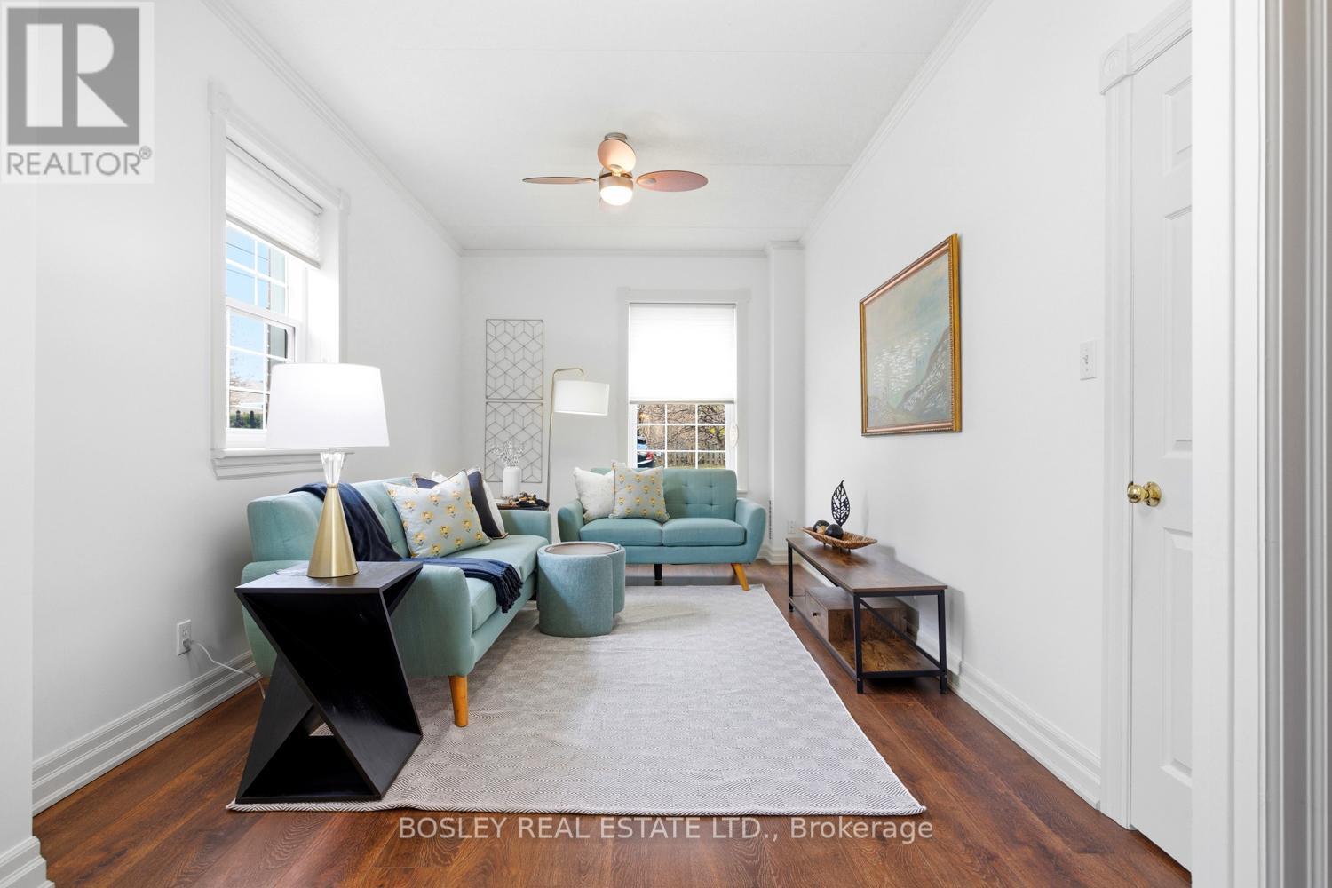 #101 352 BALL STREET - 21