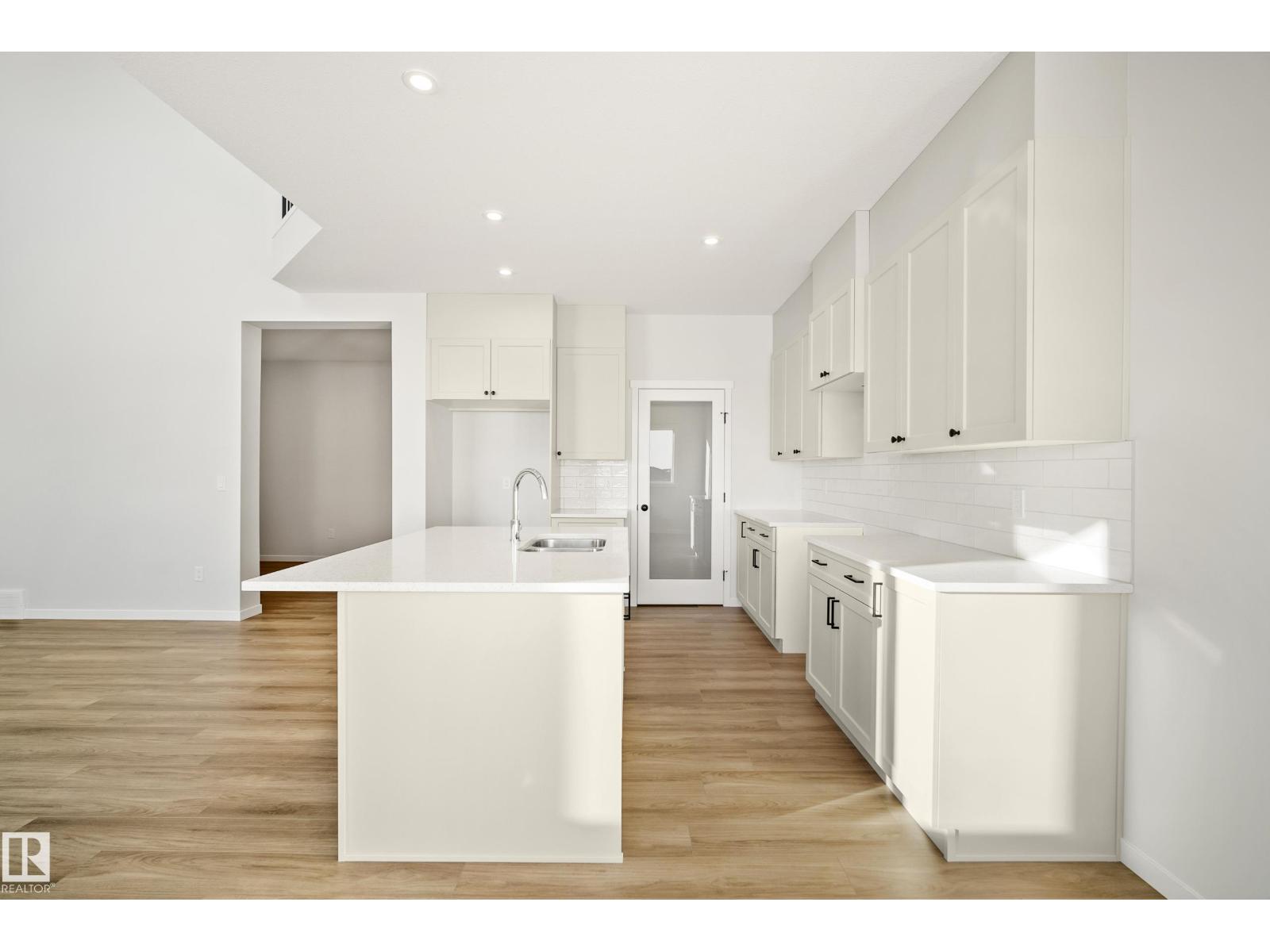 7015 177 Avenue NW - Photo 19