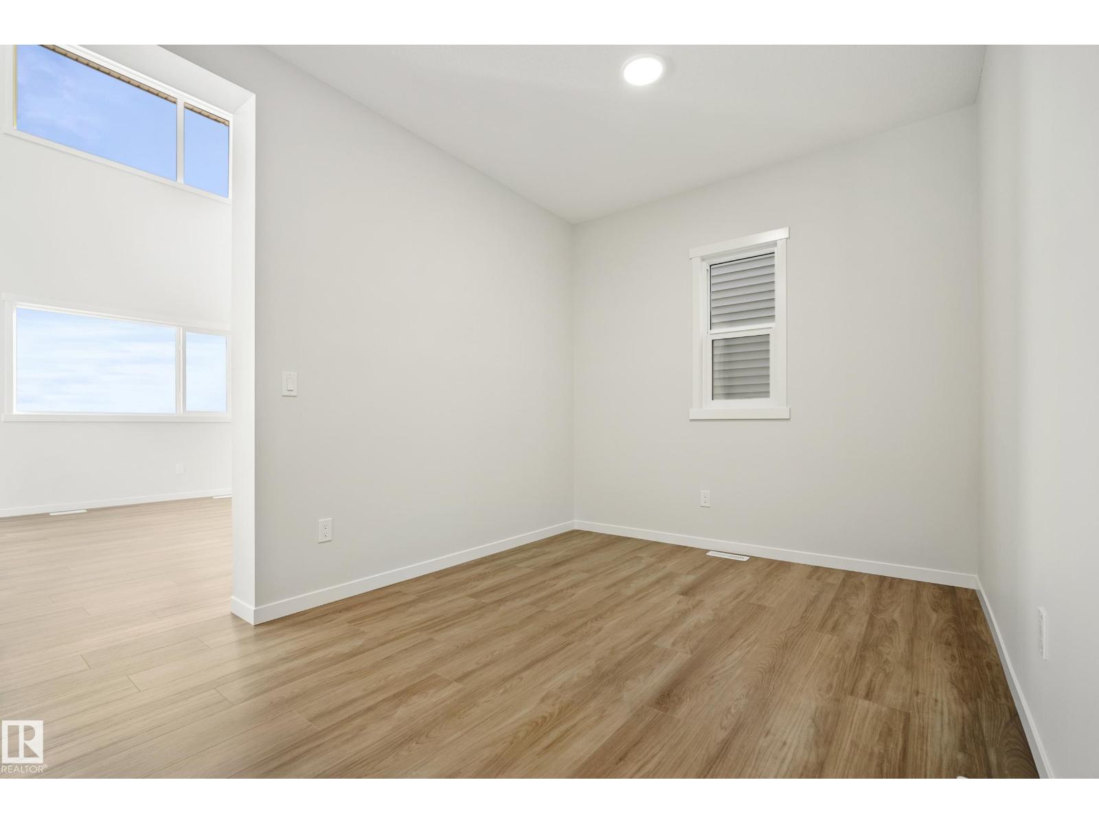 7015 177 Avenue NW - Photo 13