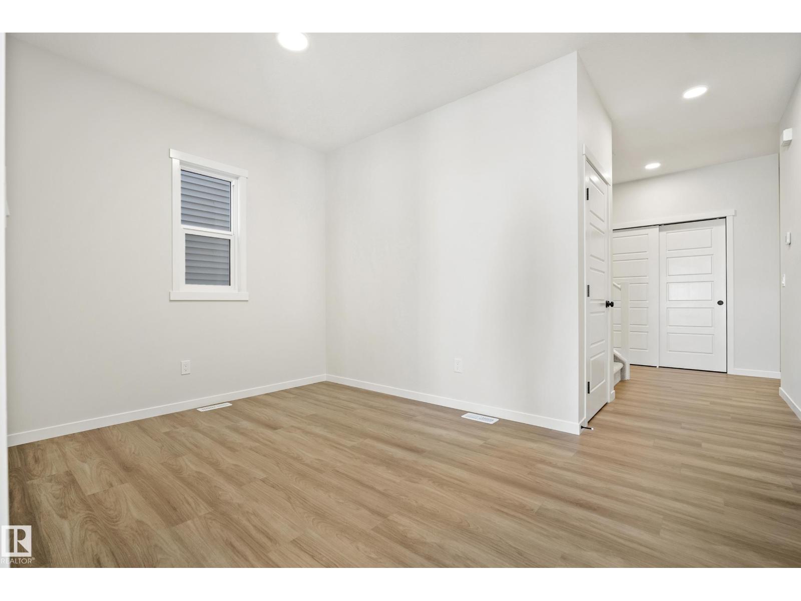 7015 177 Avenue NW - Photo 14