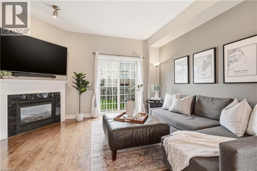 5080 FAIRVIEW Street Unit# 30, Burlington, Ontario, L7L7E9 — Photo 8