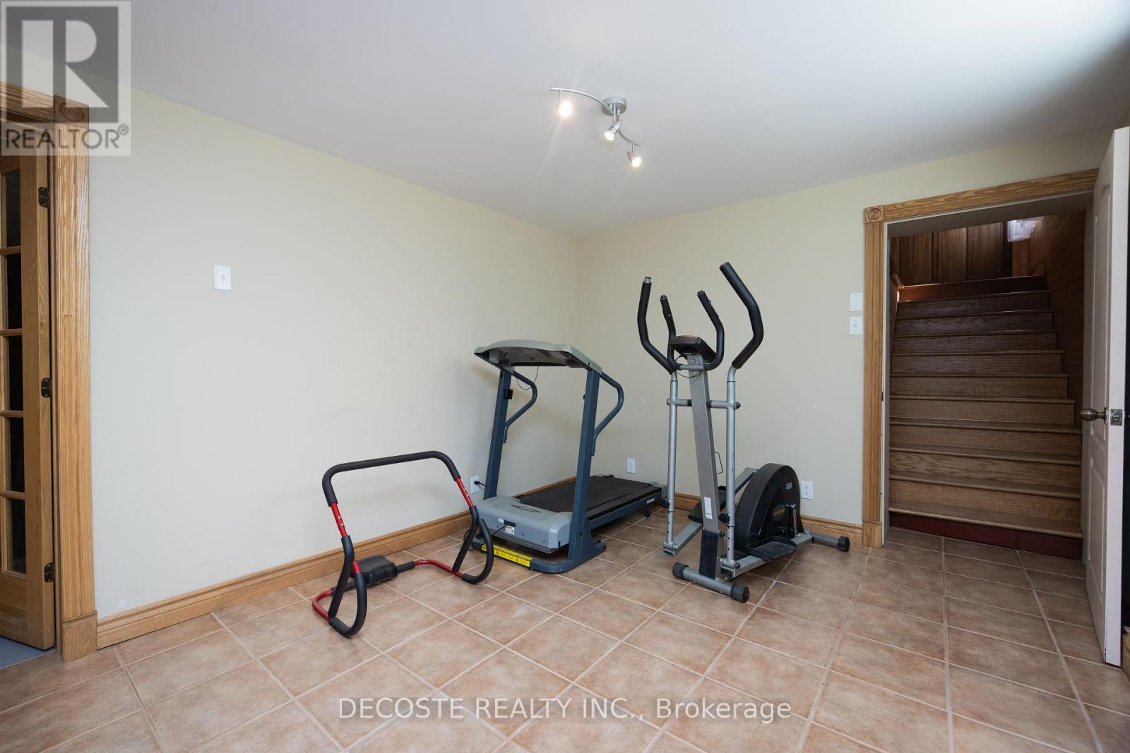 21410 COUNTY 10 ROAD - 24