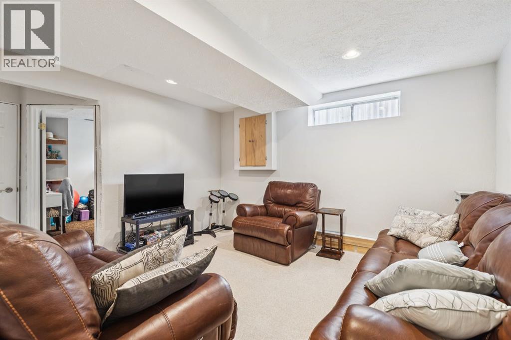 228 Quigley Drive, Cochrane