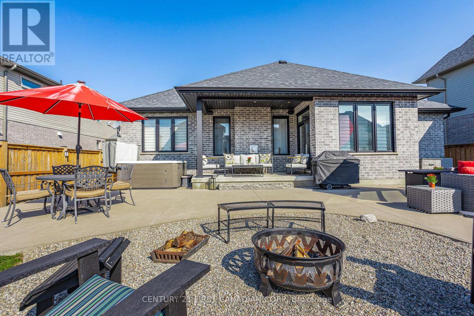 31 VIOLET COURT - 39