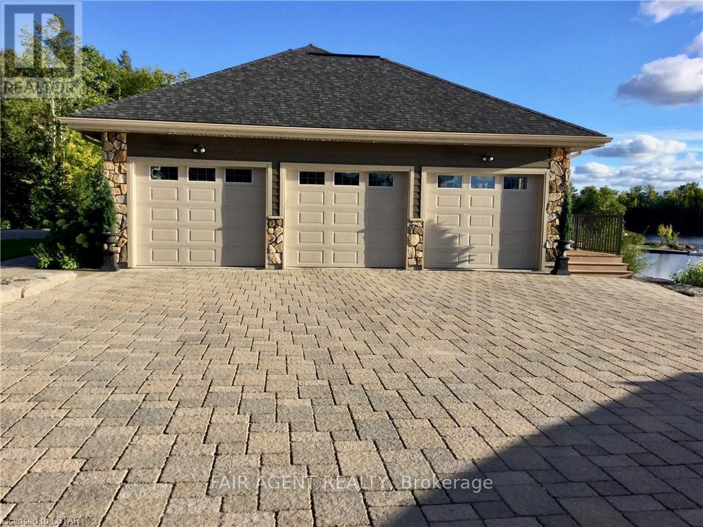 10 MILL ROAD - 22