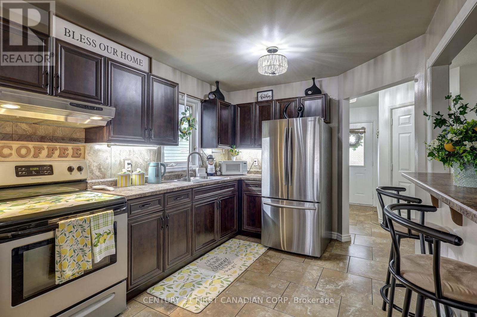 162 CHESLEY AVENUE - 14