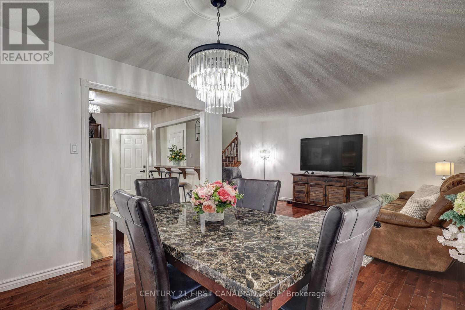 162 CHESLEY AVENUE - 23