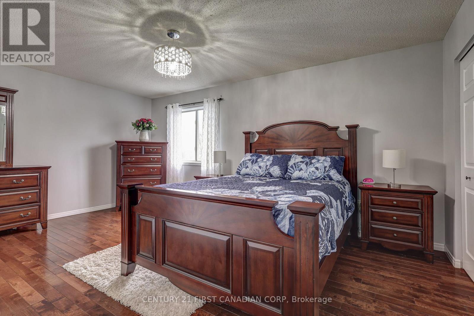 162 CHESLEY AVENUE - 31