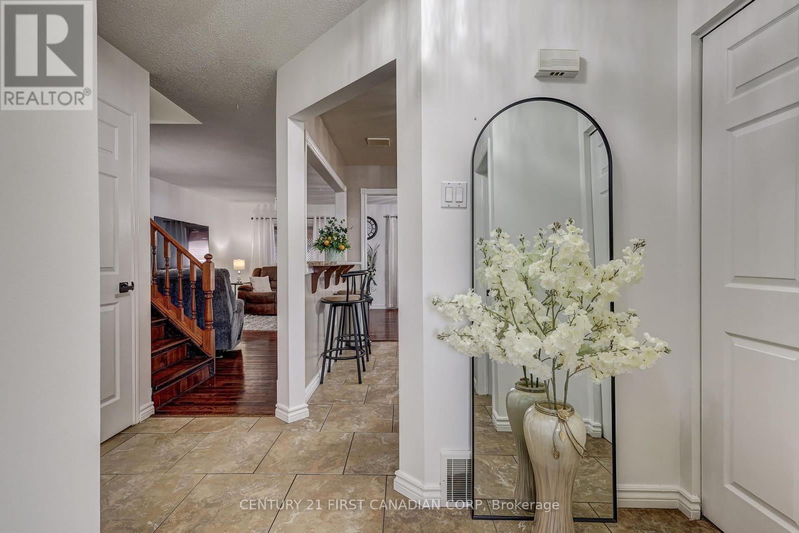 162 CHESLEY AVENUE - 8