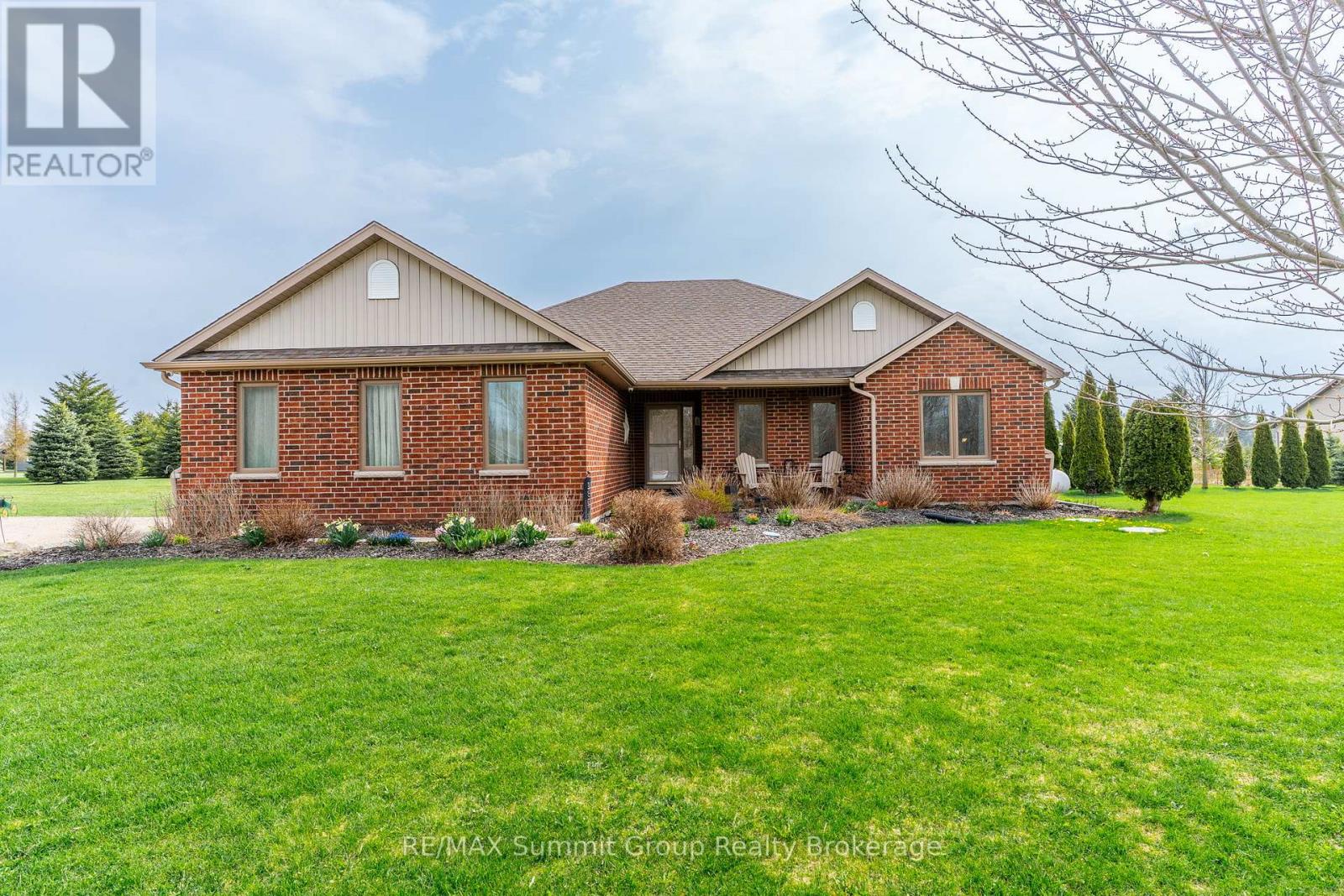 15 MOUNT HAVEN CRESCENT - Image 2