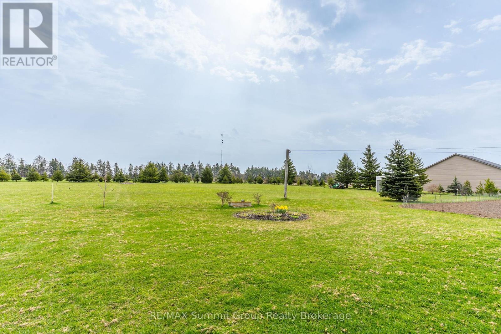 15 MOUNT HAVEN CRESCENT - 36