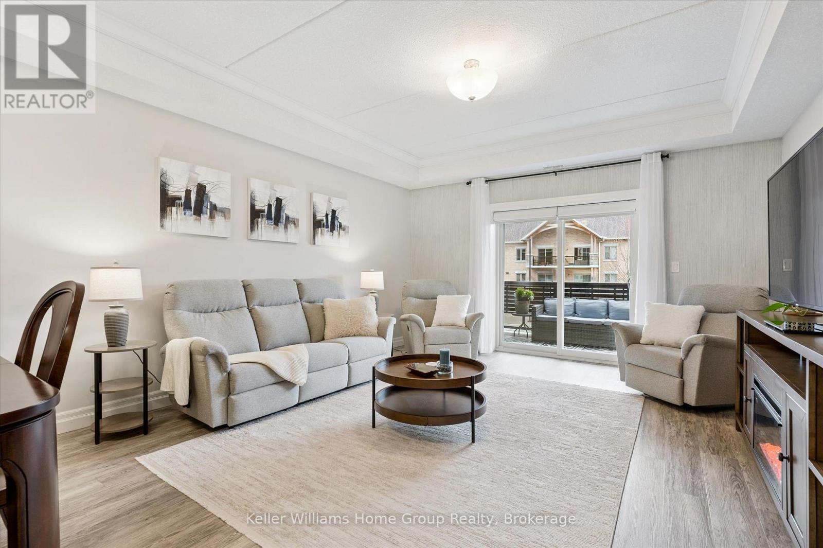 #102 23 STUMPF STREET - 12