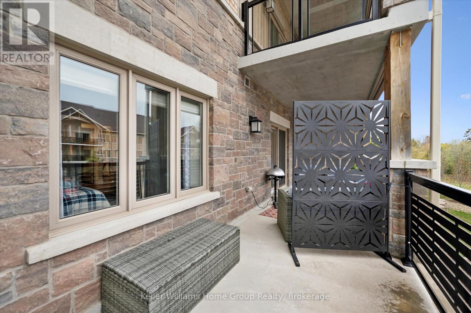 #102 23 STUMPF STREET - 17