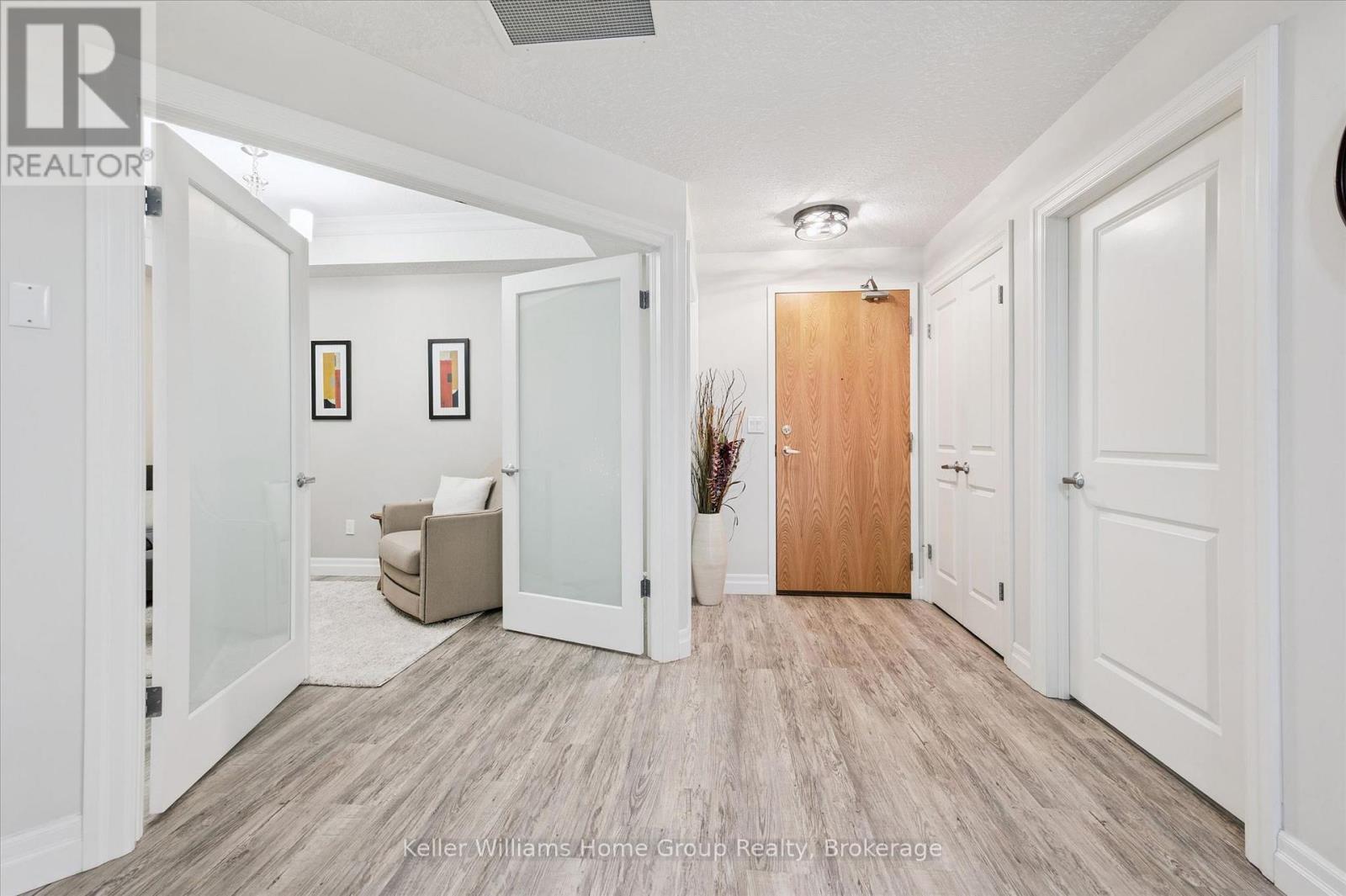 #102 23 STUMPF STREET - 20