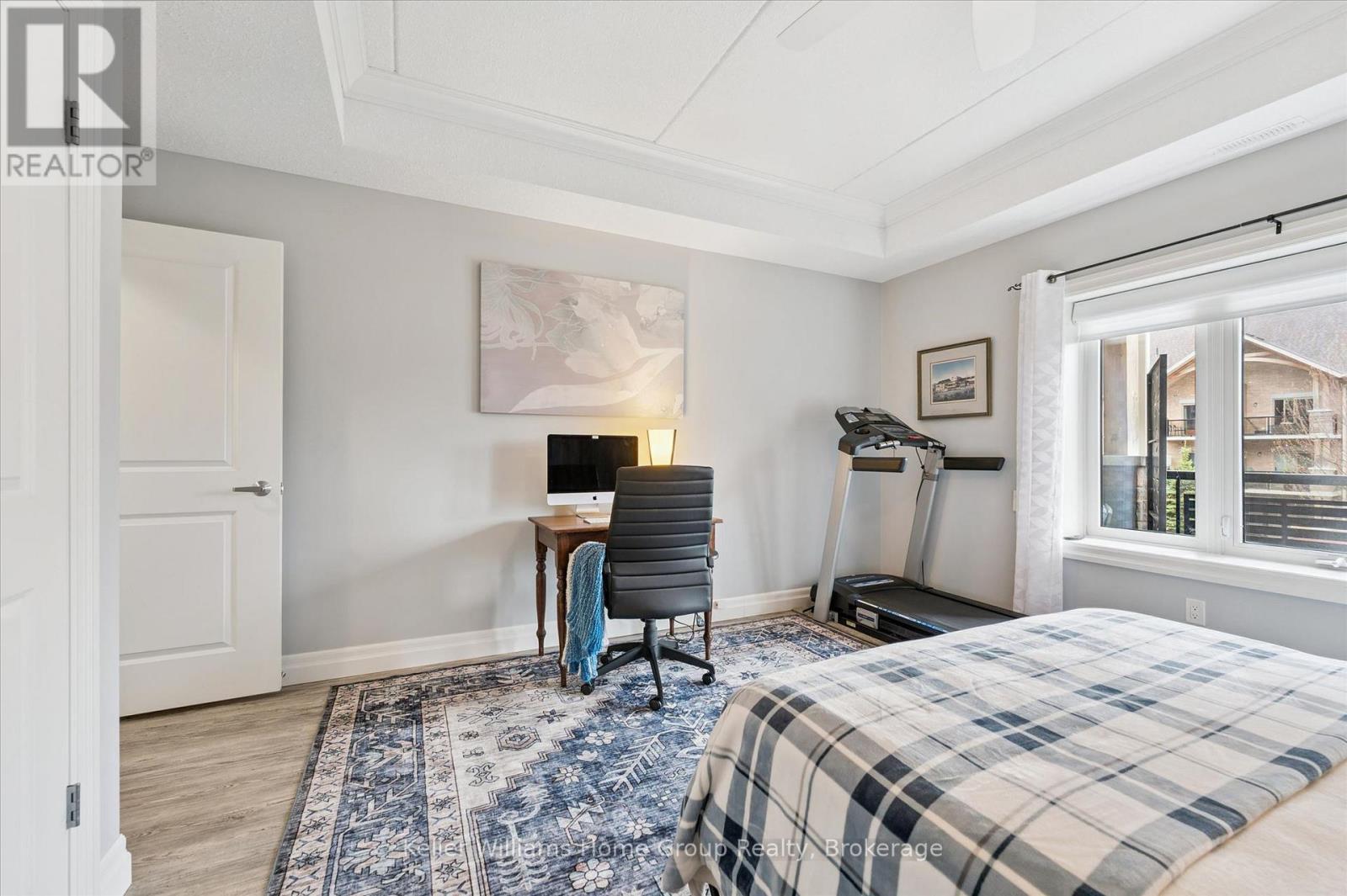 #102 23 STUMPF STREET - 27