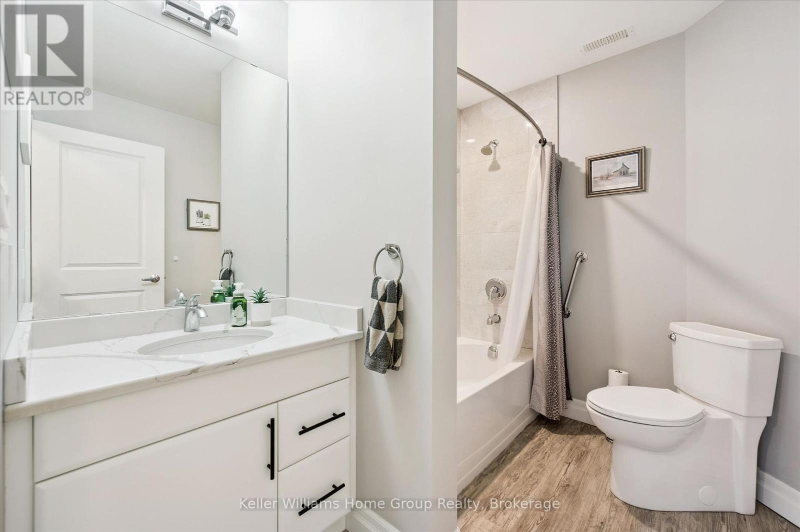 #102 23 STUMPF STREET - 28