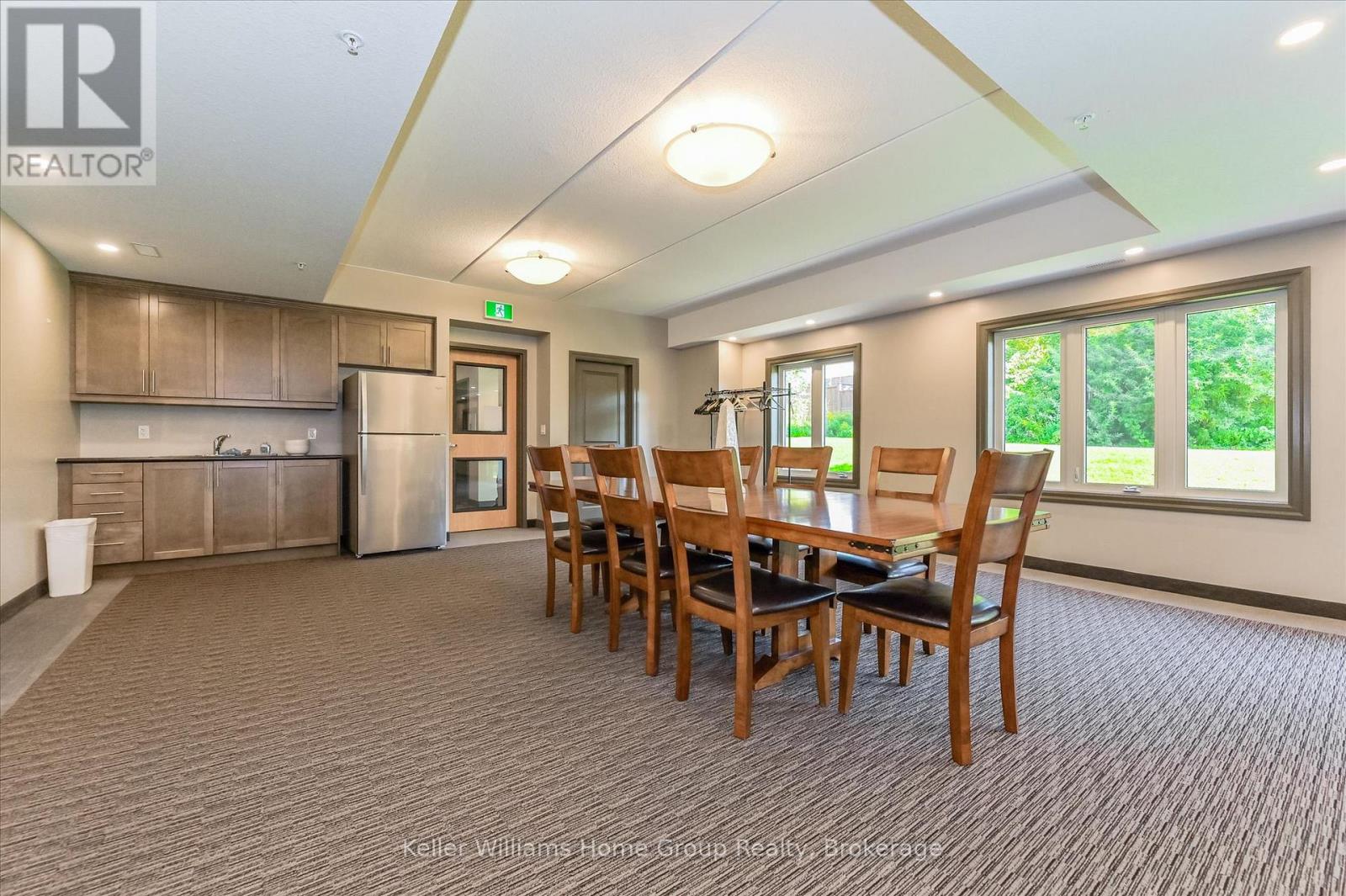 #102 23 STUMPF STREET - 36