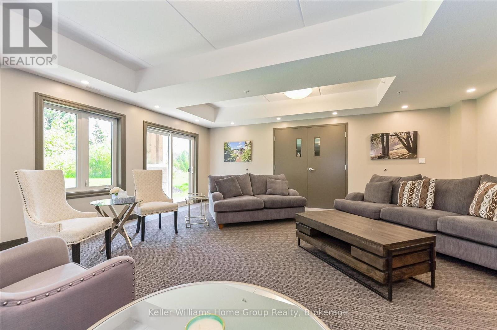 #102 23 STUMPF STREET - 37