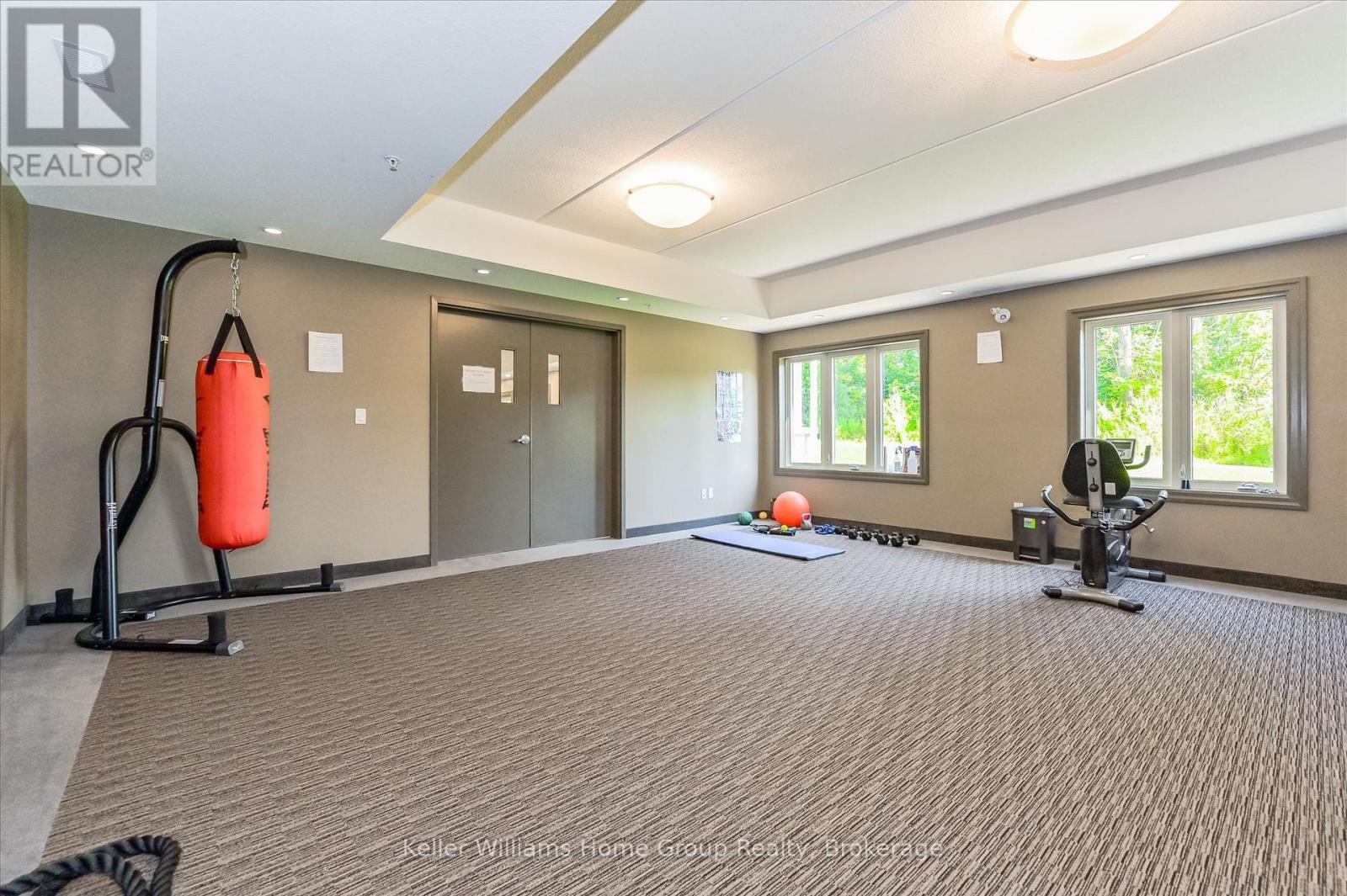 #102 23 STUMPF STREET - 38