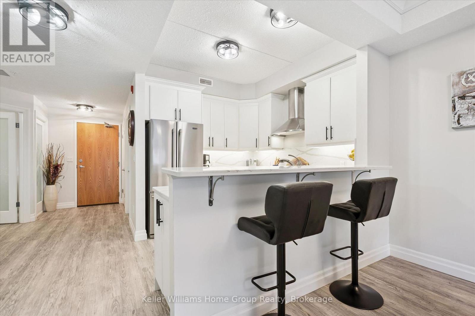#102 23 STUMPF STREET - 4