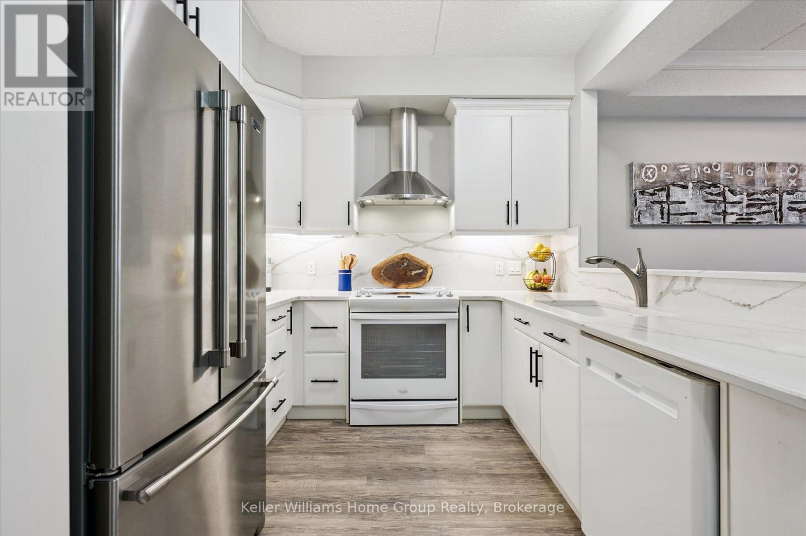 #102 23 STUMPF STREET - 7