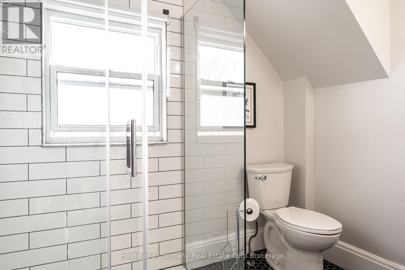 193 ST VINCENT STREET S - 21
