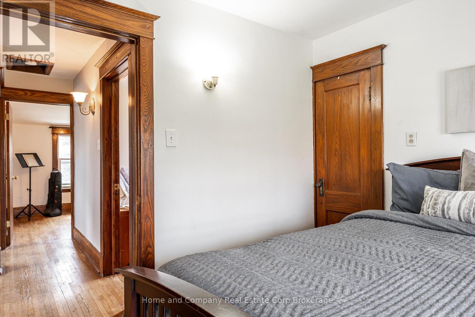 193 ST VINCENT STREET S - 28