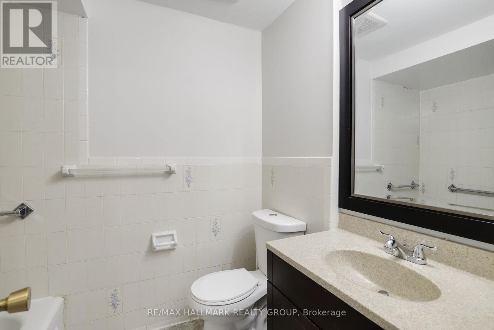 #44 920 DYNES ROAD - 9