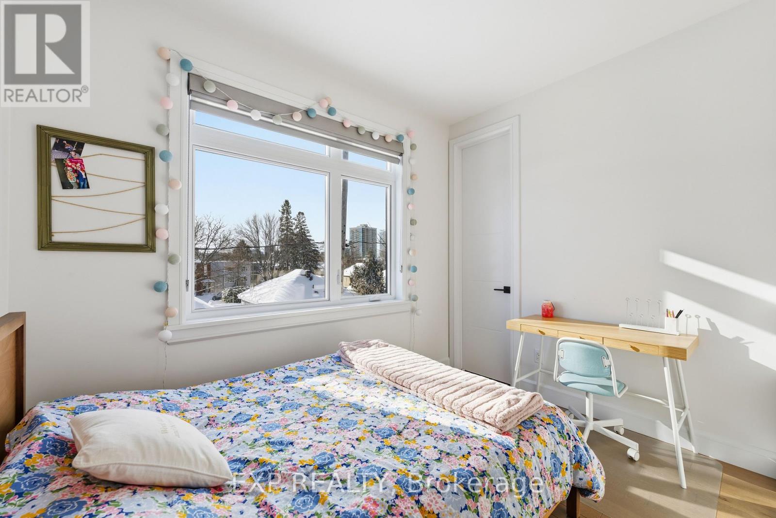 158 MARIER AVENUE - 24