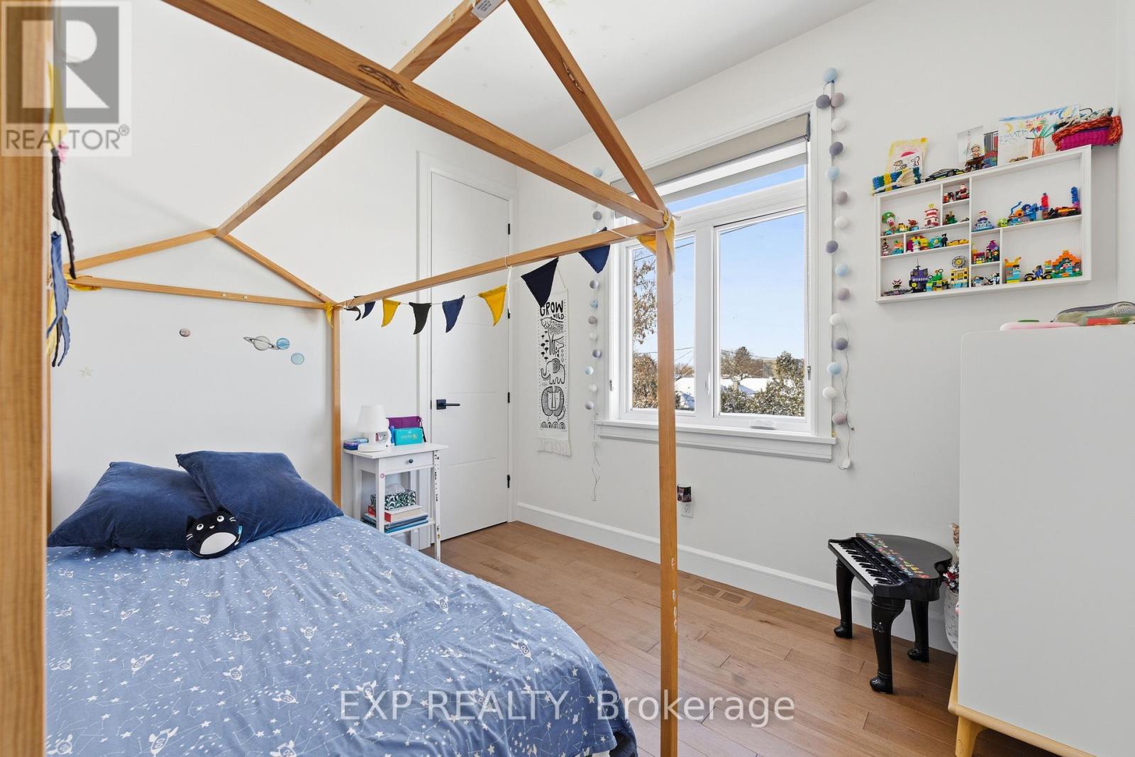 158 MARIER AVENUE - 26